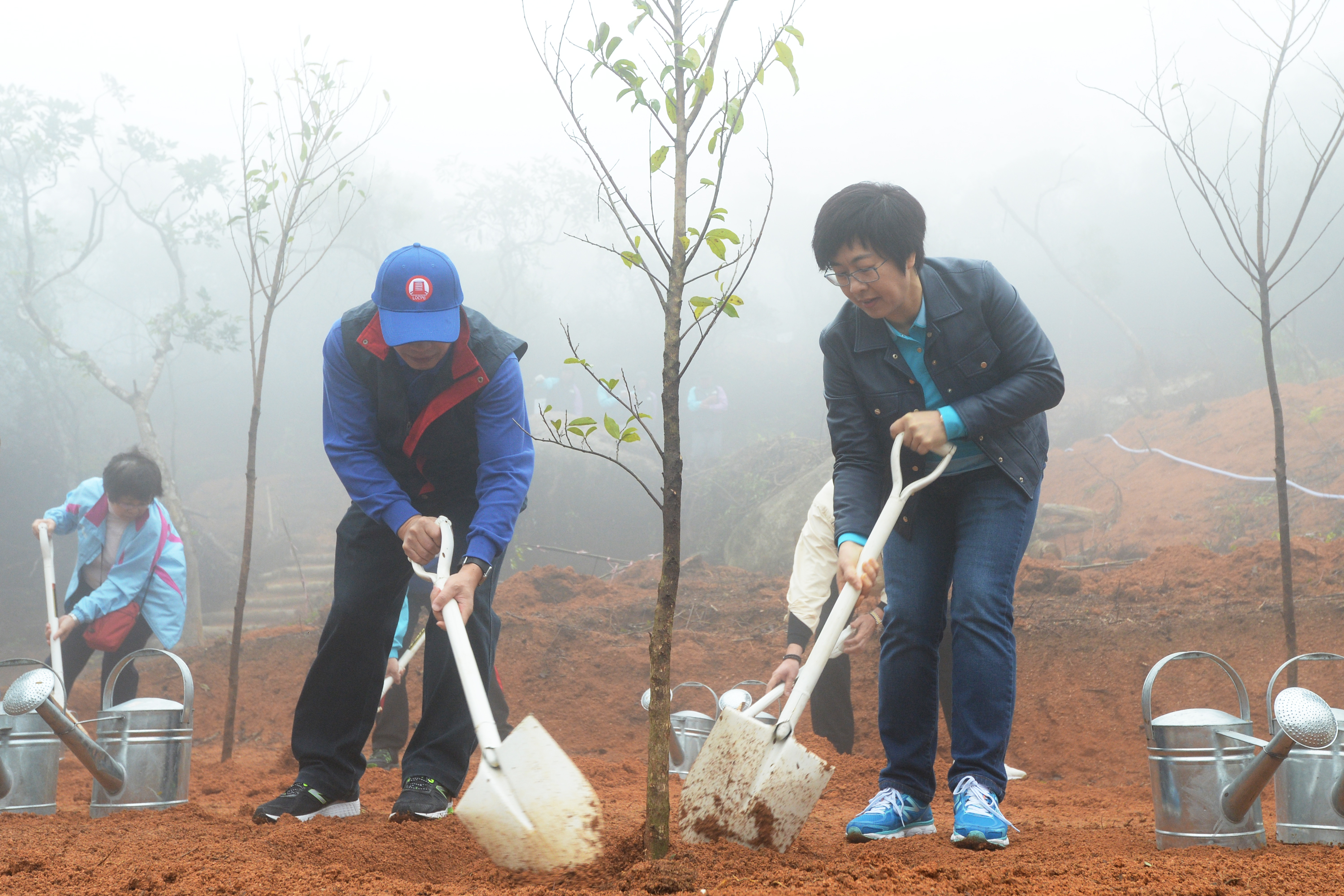 行政法务司司长陈海帆出席「2016 澳门绿化周大步行及植树活动」