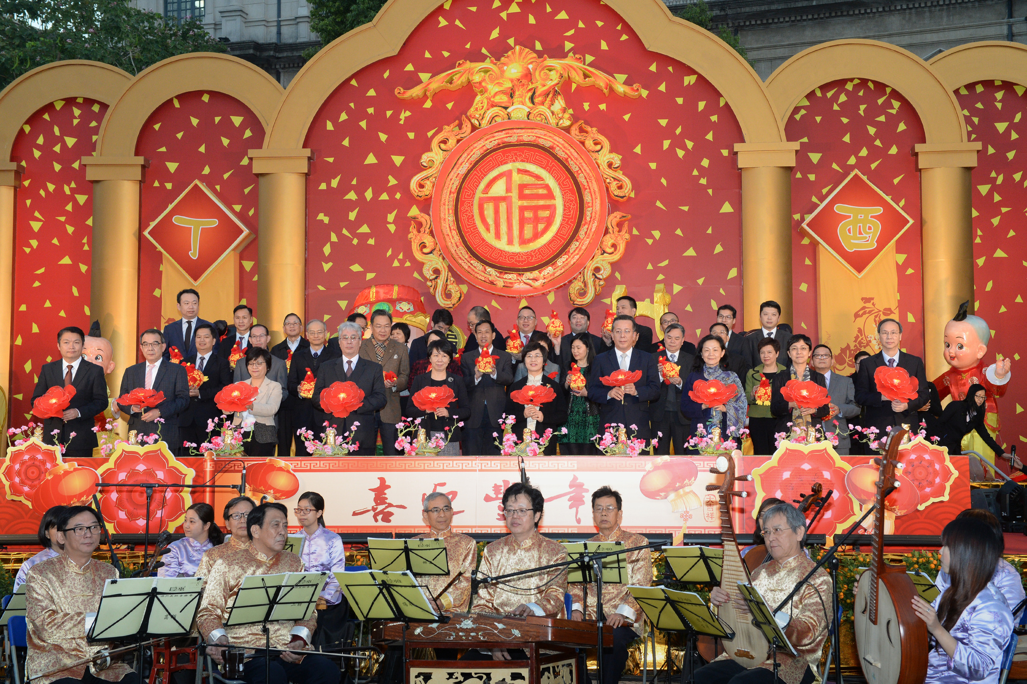 行政法务司司长陈海帆出席农历新年亮灯仪式