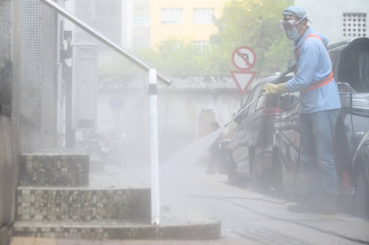 加強街道清潔 加強街道清潔