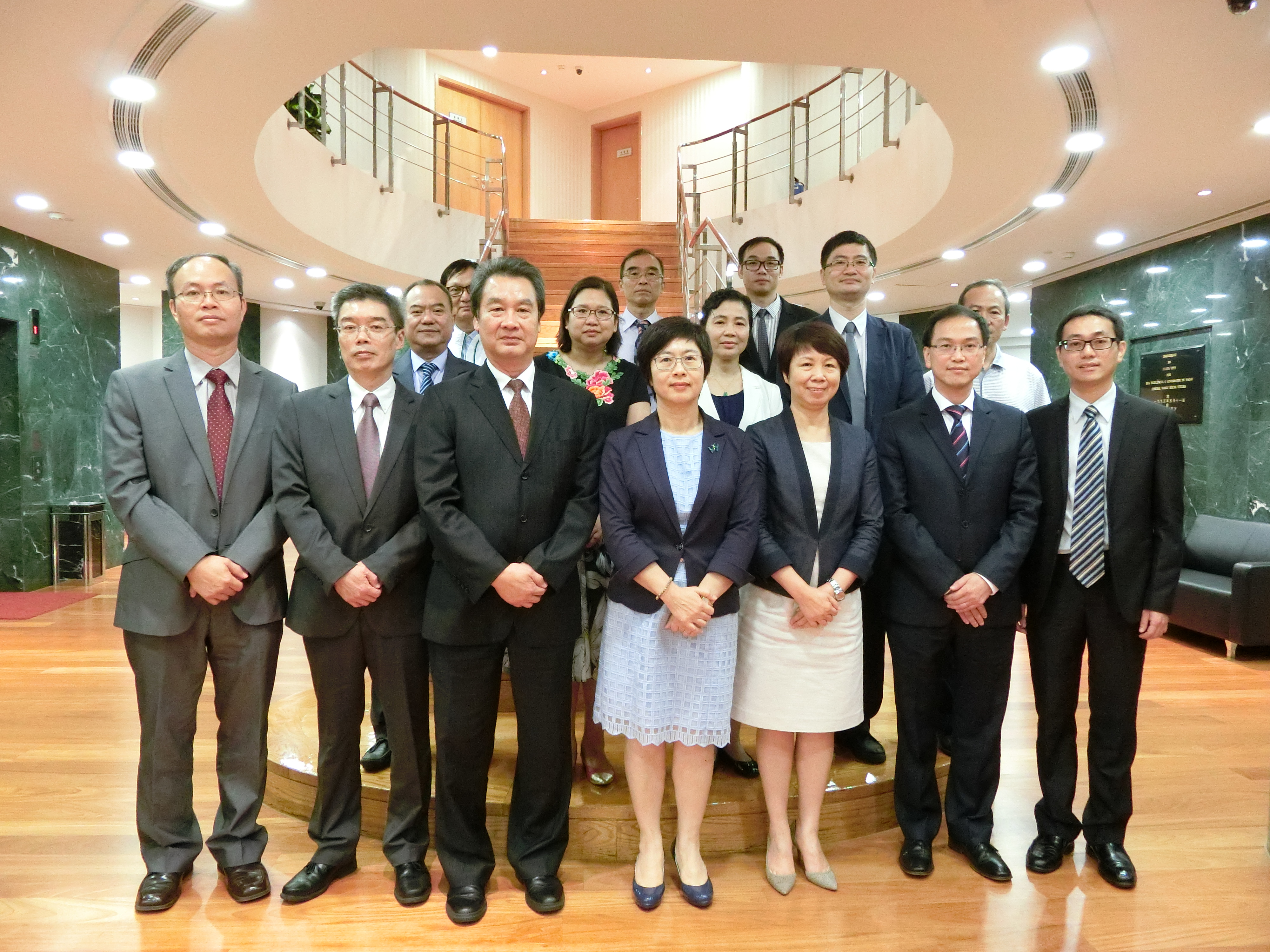  行政法務司司長陳海帆會晤澳門公務華員職工會代表