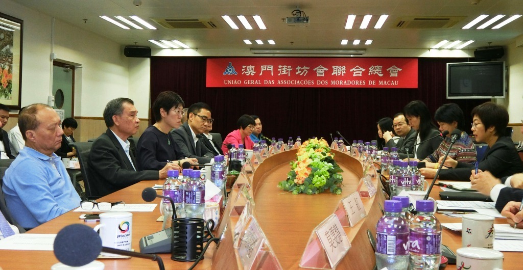 行政法務司司長陳海帆拜訪澳門街坊會聯合總會，聽取對行政法務範疇今年及明年施政工作的意見