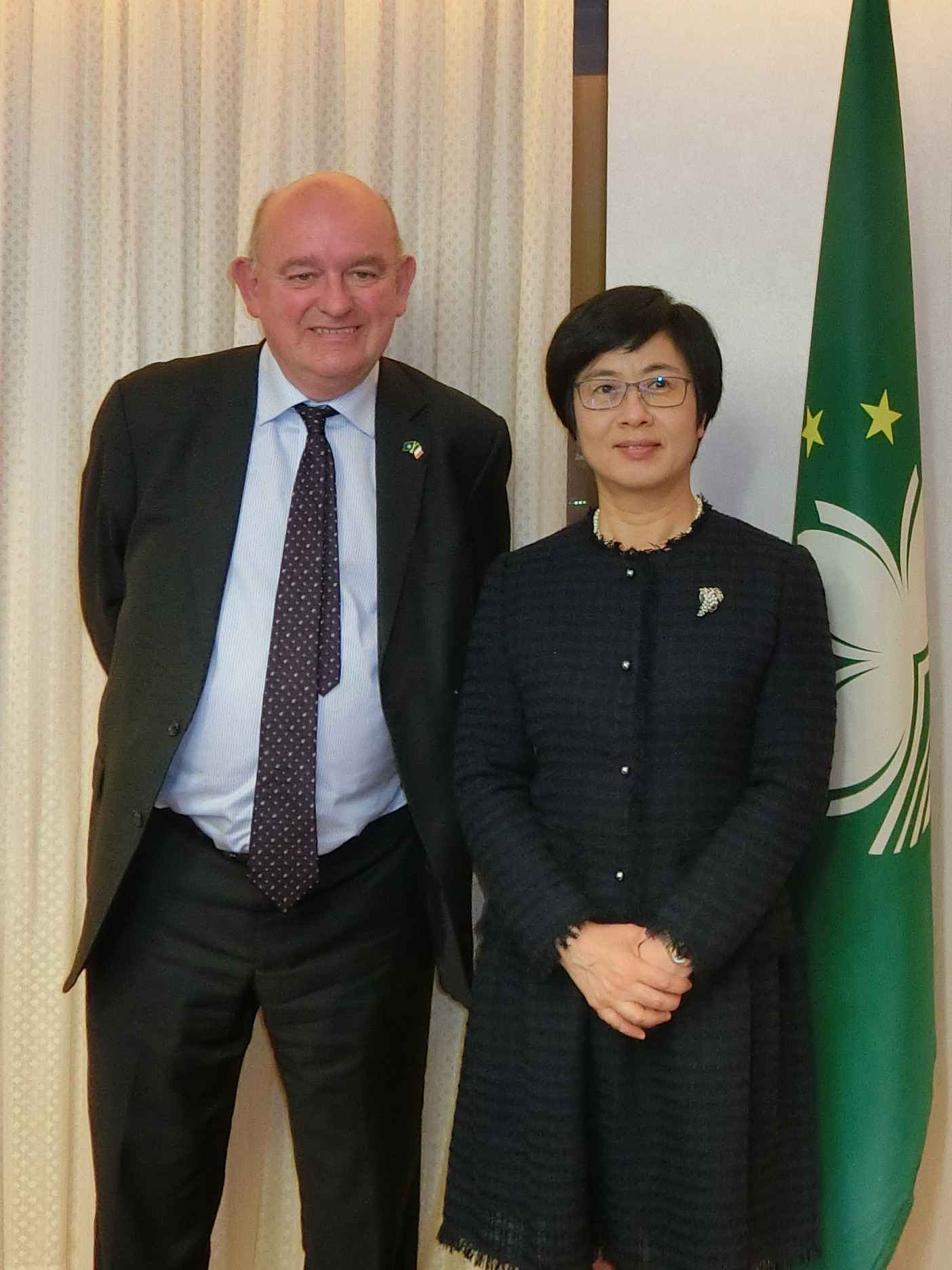 行政法務司司長陳海帆代表行政長官會見愛爾蘭駐中華人民共和國大使Eoin O’Leary 先生