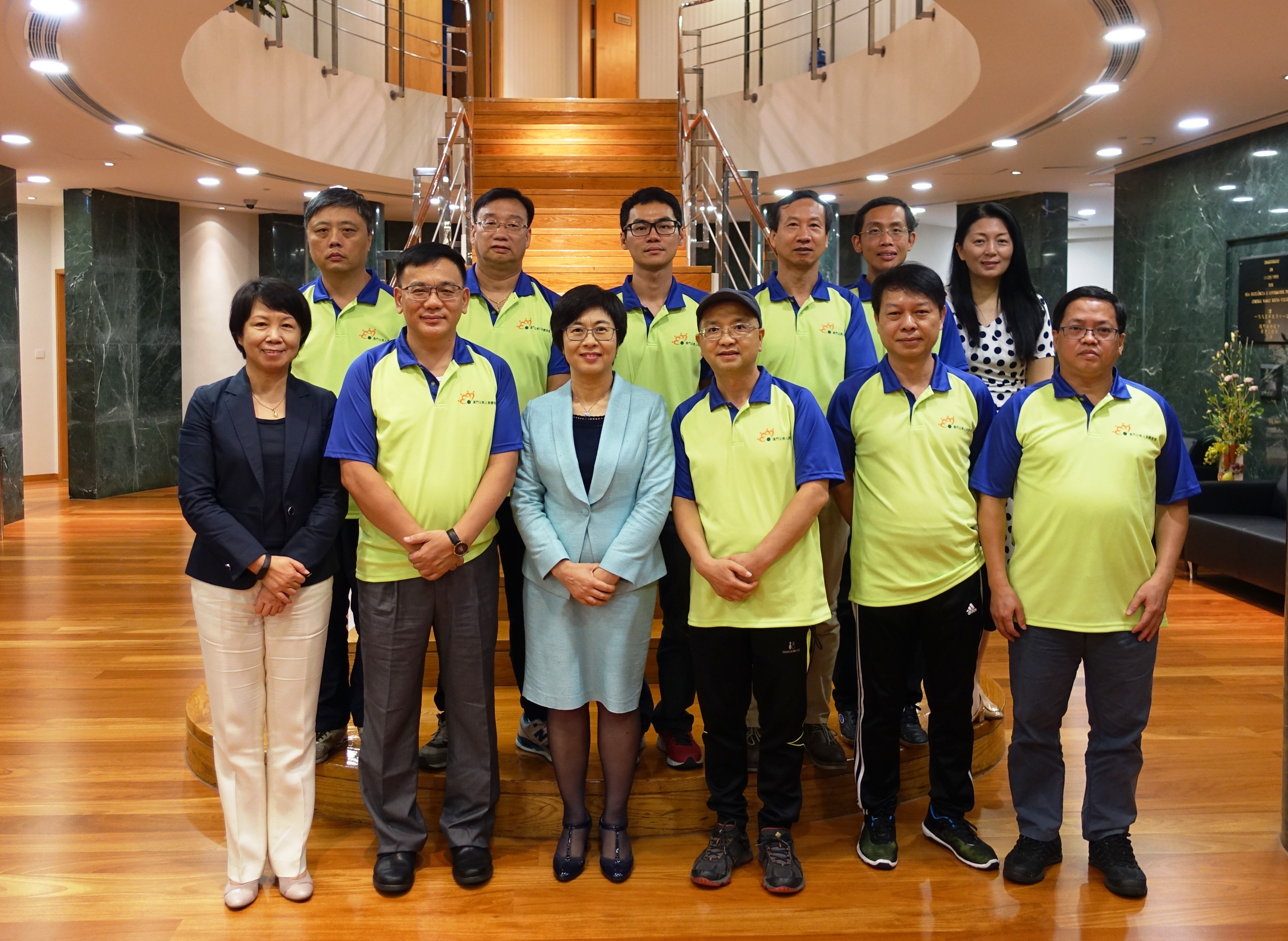 Visita pelos novos membros do corpo administrativo da Associação Desportiva dos Trabalhadores da Administração Pública de Macau à SAJ Sónia Chan