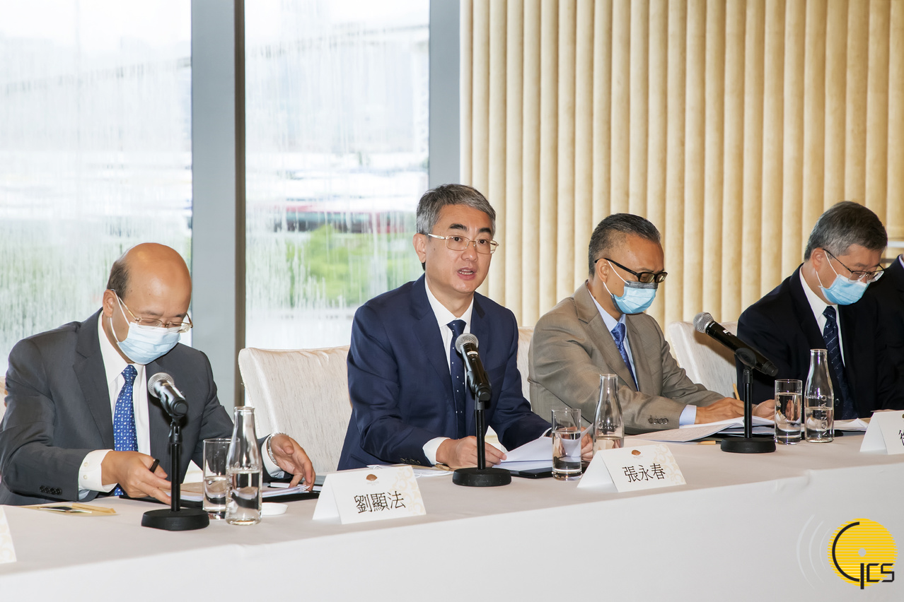 Secretário para a Administração e Justiça, André Cheong, discursa no seminário sobre os conceitos diplomáticos de Xi Jinping, organizado pelo Comissariado do Ministério dos Negócios Estrangeiros da República Popular da China na Região Administrativa Especial de Macau.