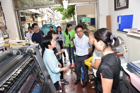 行政法务司司长陈海帆了解市况
