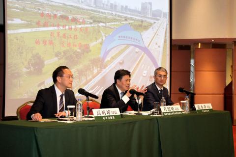 Sessão de divulgação do “Projecto Geral de Construção da Zona de 
Cooperação Aprofundada entre Guangdong e Macau em Hengqin”
