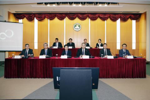 Conferência de Imprensa da Comissão para a Revisão do Mecanismo de 
Resposta a Grandes Catástrofes e o seu Acompanhamento e Aperfeiçoamento
