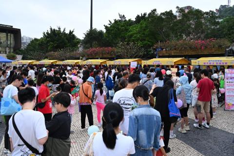 多间学校参与活动，共同推广《澳门基本法》。
