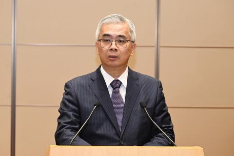 Secretário para a Segurança e secretário para a Administração e Justiça 
indigitado, Wong Sio Chak
