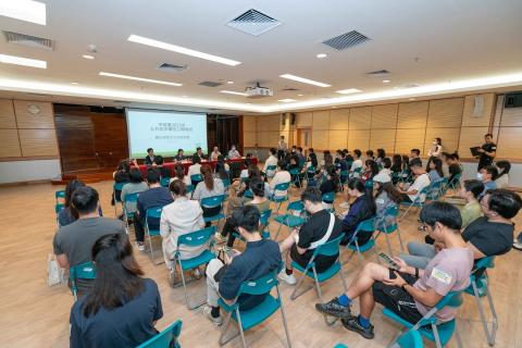 逾六十名青年出席街市摊位竞投说明会
