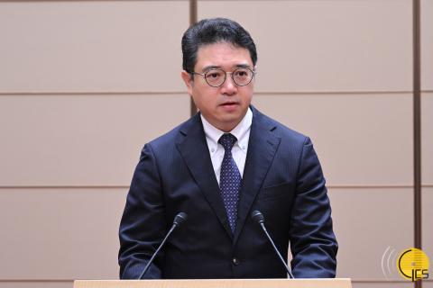 新任检察院检察长唐晓峰
