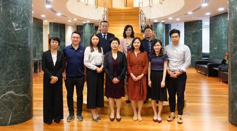 行政法务司司长陈海帆会见青年团体听取施政意见
