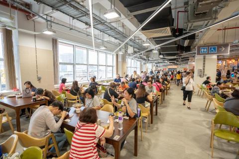 市政署冀藉沙梨头美食广场塑造环境舒适、服务优质、价格亲民、诚实经营，全新的街市美食广场形象。
