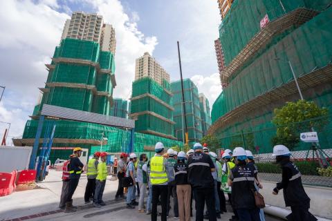 跨部门优化建筑地盘围封及管理专责小组持续巡查地盘
