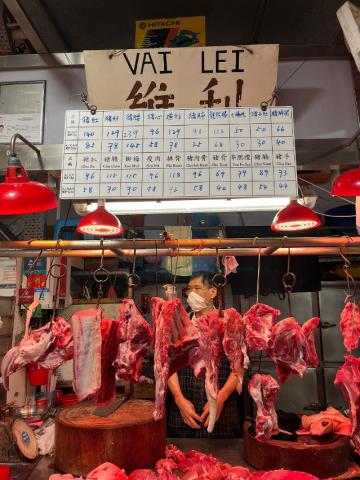街市鲜猪肉摊位价格标示情况
