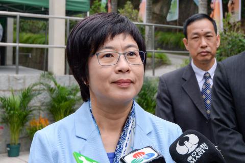 Sónia Chan fala à comunicação social
