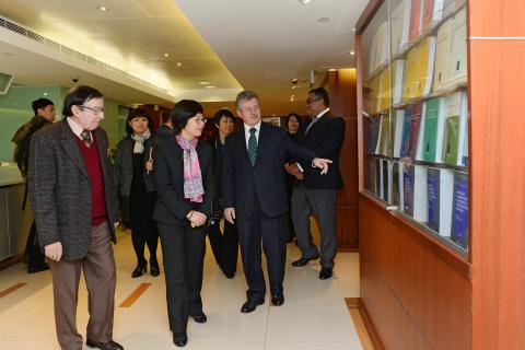 A Secretária Sónia Chan visitou o Centro de Formação Jurídica e 
Judiciária
