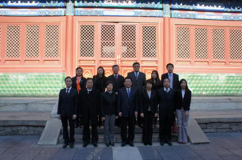公安部陳智敏副部長(左四)與代表團合照
