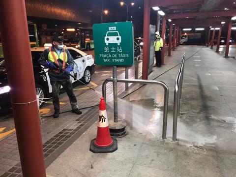 Reforço da limpeza das paragens de táxis dos postos fronteirços
