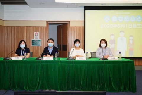 市政署市政管理委員會委員吳秀虹、衛生監督廳廳長田紀洋及相關部門人員出席講解會
