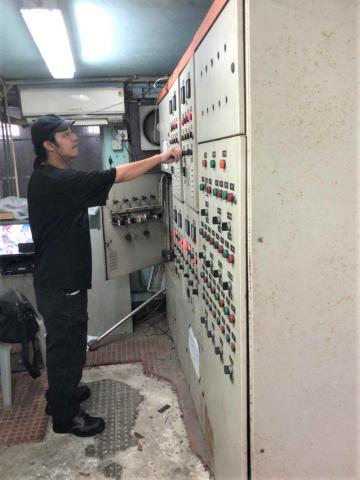市政署持续派员监察各区下水道和雨水井、泵房等设施，确保运作畅通。
