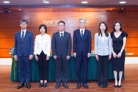 Leong Weng In tomou posse como Directora e Chan Sok Cheng tomou posse como 
Subdirectora do SAFP
